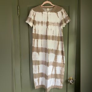 Roan and Ryan midi dress with side slits from Evereve